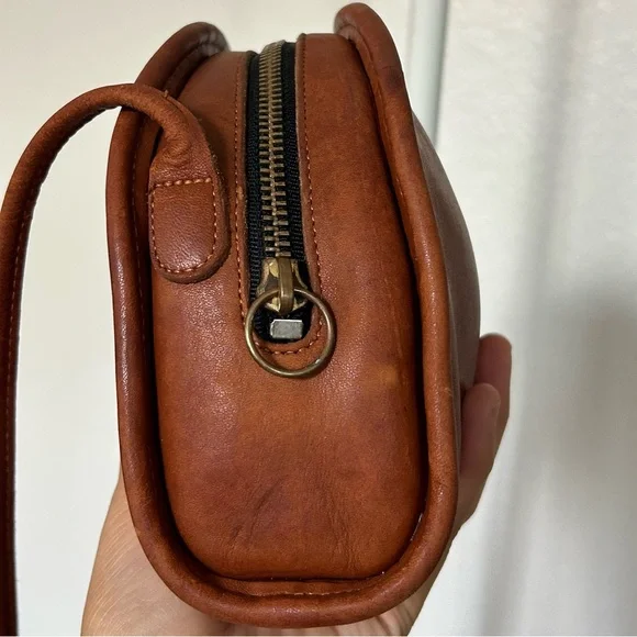 COACH Vintage Kimball Tan Leather Crossbody Bag Round - Picture 4 of 15